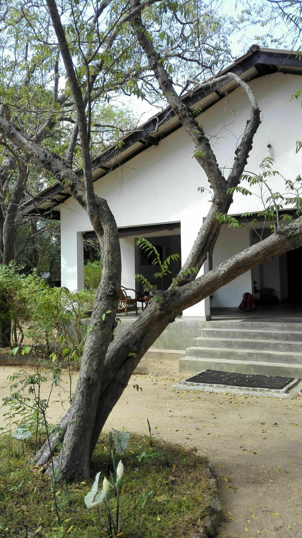 Waters Edge, Anuradhapura Exterior foto